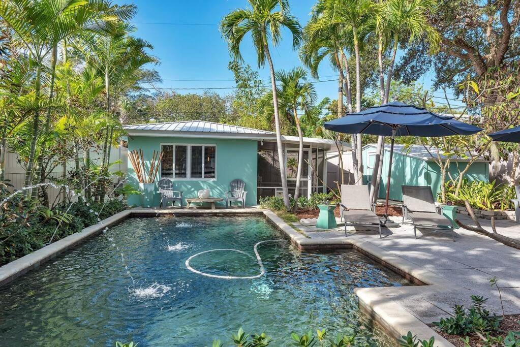 Charming Studio W Pool One Mile To Beach Pets Welcome Лейк-Уорт Экстерьер фото
